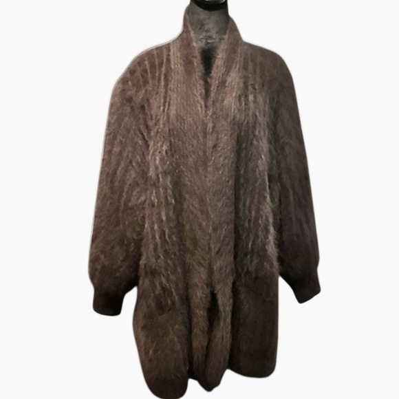 VNTG Angora Mobwife Fuzzy Open Front Coat - Picture 7 of 16